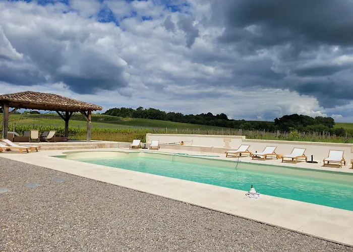 Chateau De Potiron Capian